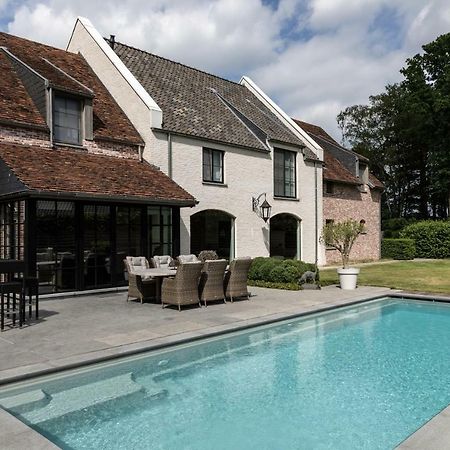 B&B Interludium Nijlen Экстерьер фото